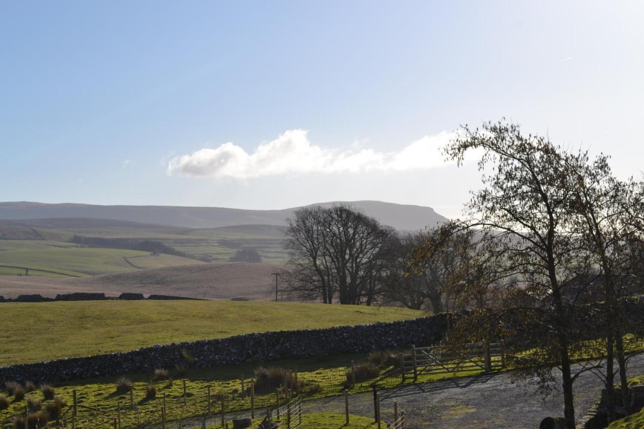 The Warren Lodge Cabin At Ashes Farm, Near Settle Exterior foto