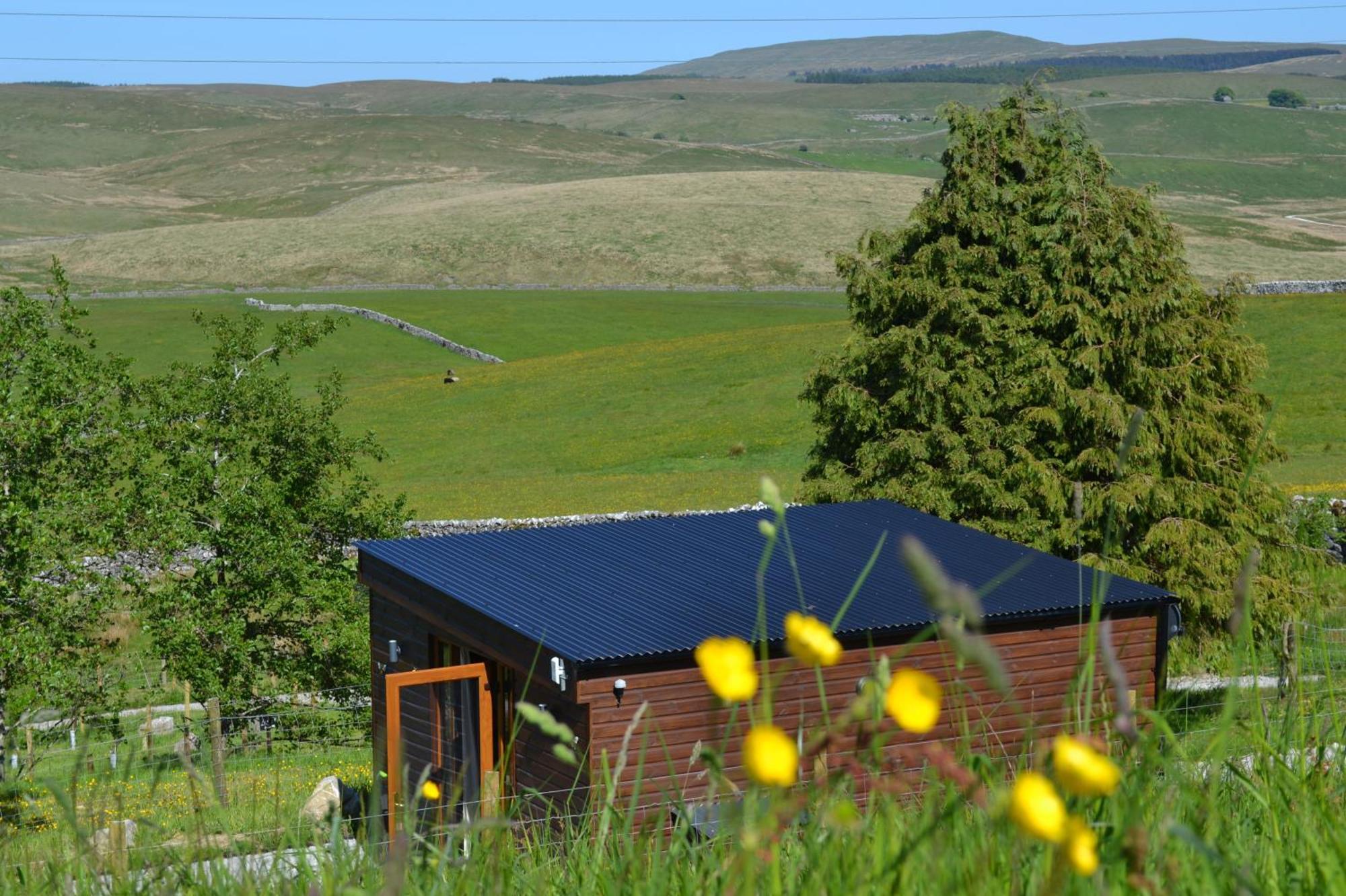 The Warren Lodge Cabin At Ashes Farm, Near Settle Exterior foto